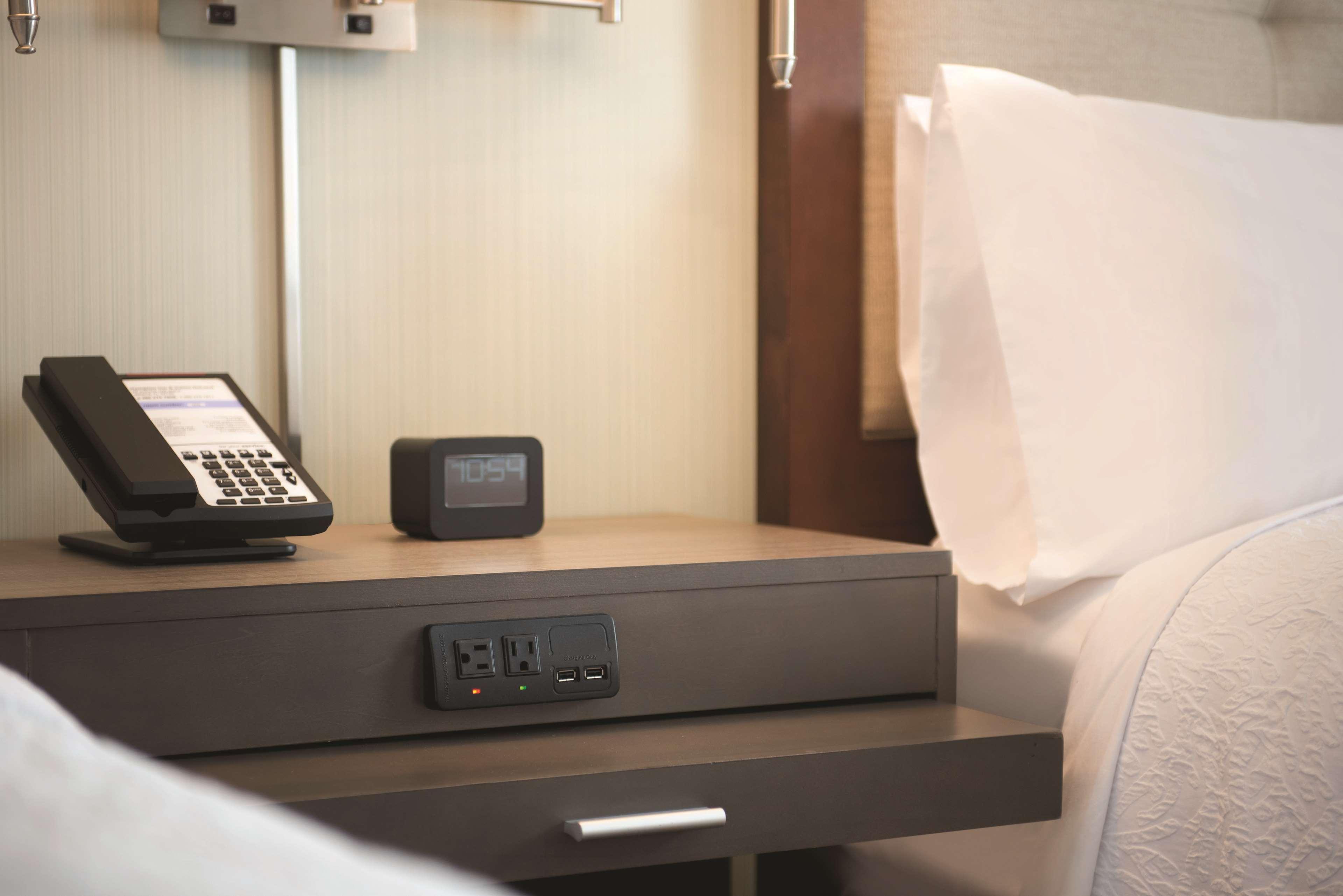 Hampton Inn & Suites - Де-Ленд Екстер'єр фото