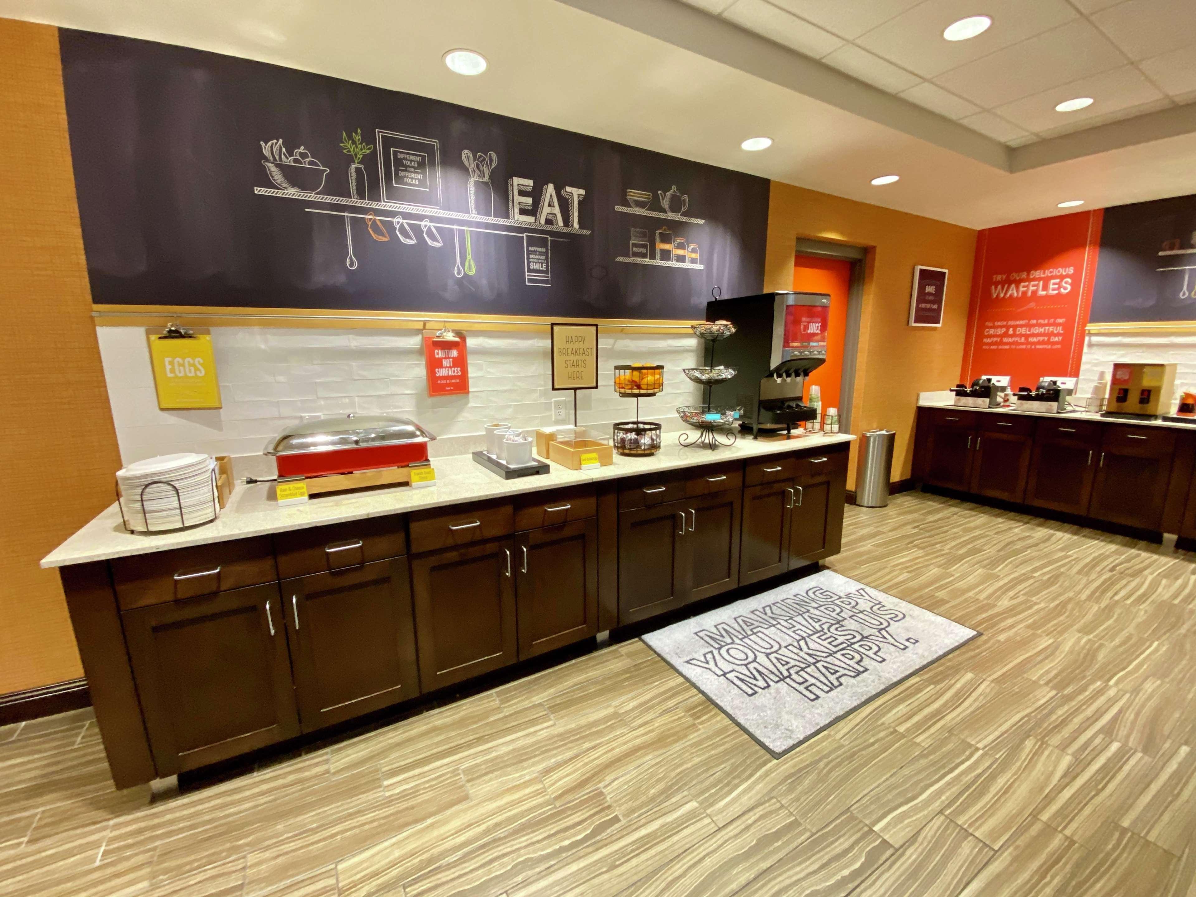 Hampton Inn & Suites - Де-Ленд Екстер'єр фото