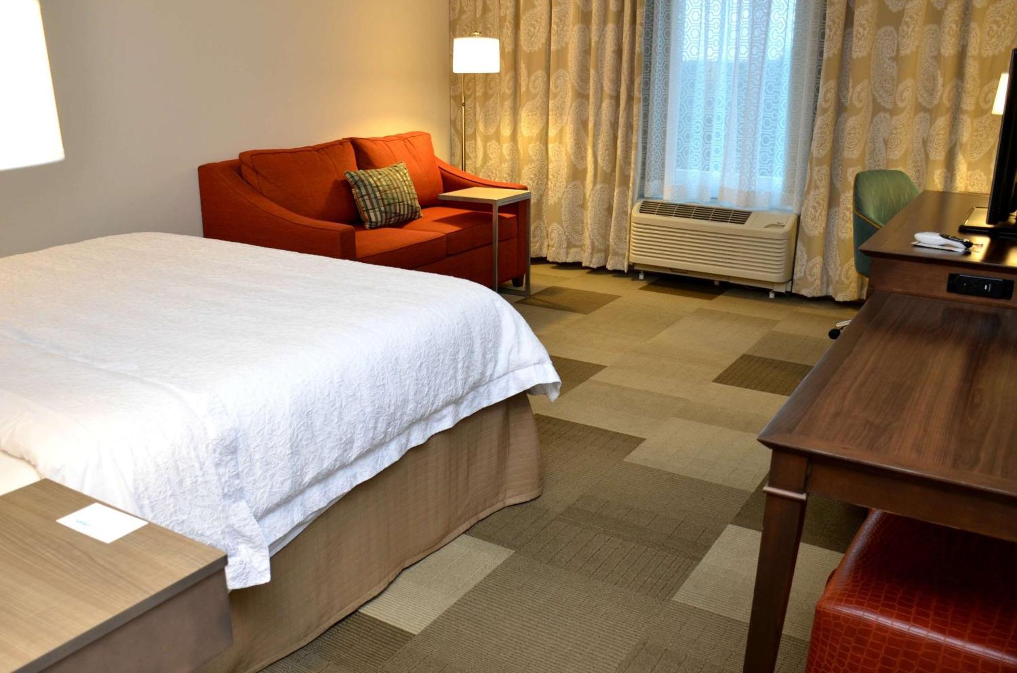 Hampton Inn & Suites - Де-Ленд Екстер'єр фото
