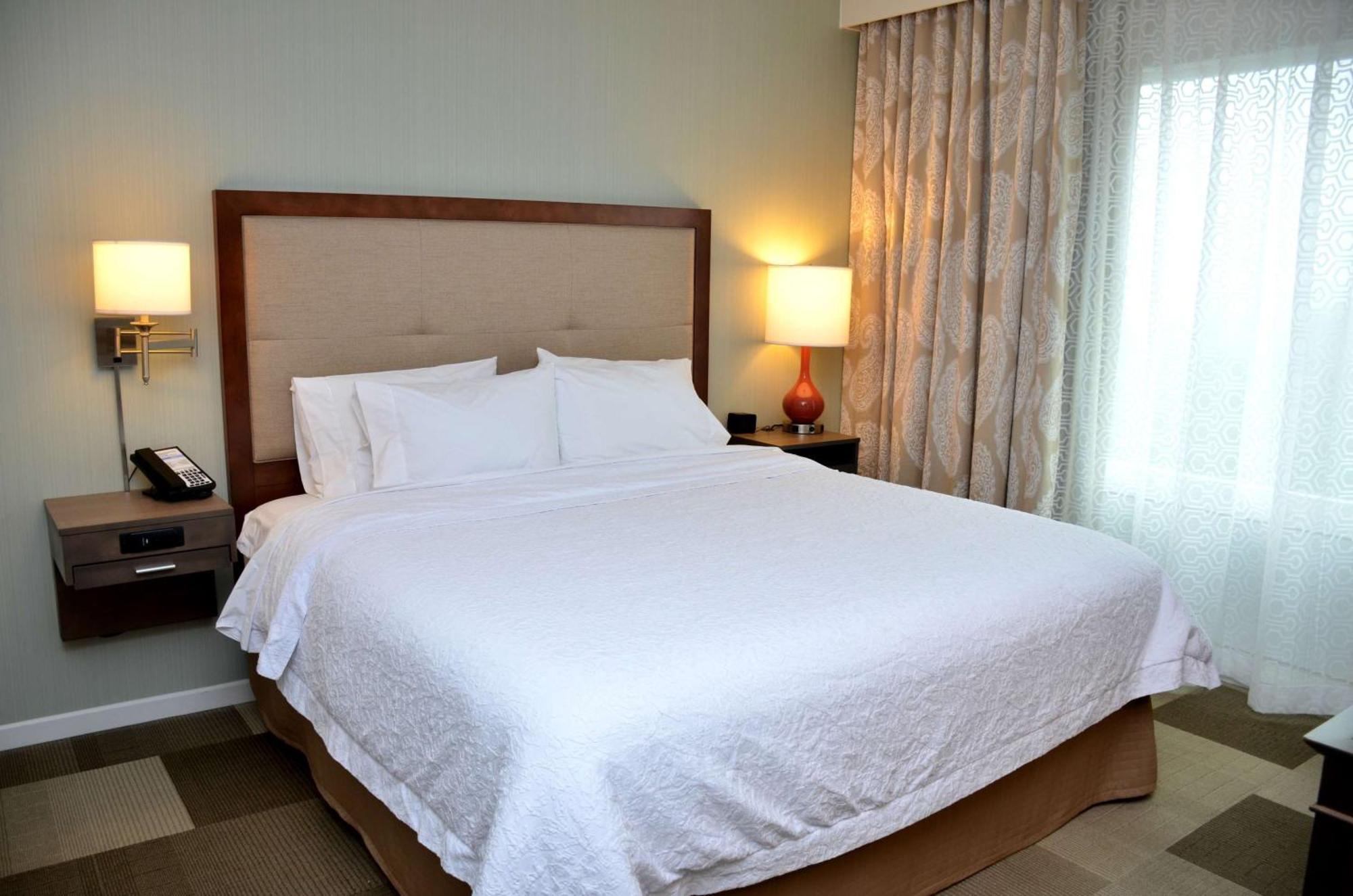 Hampton Inn & Suites - Де-Ленд Екстер'єр фото