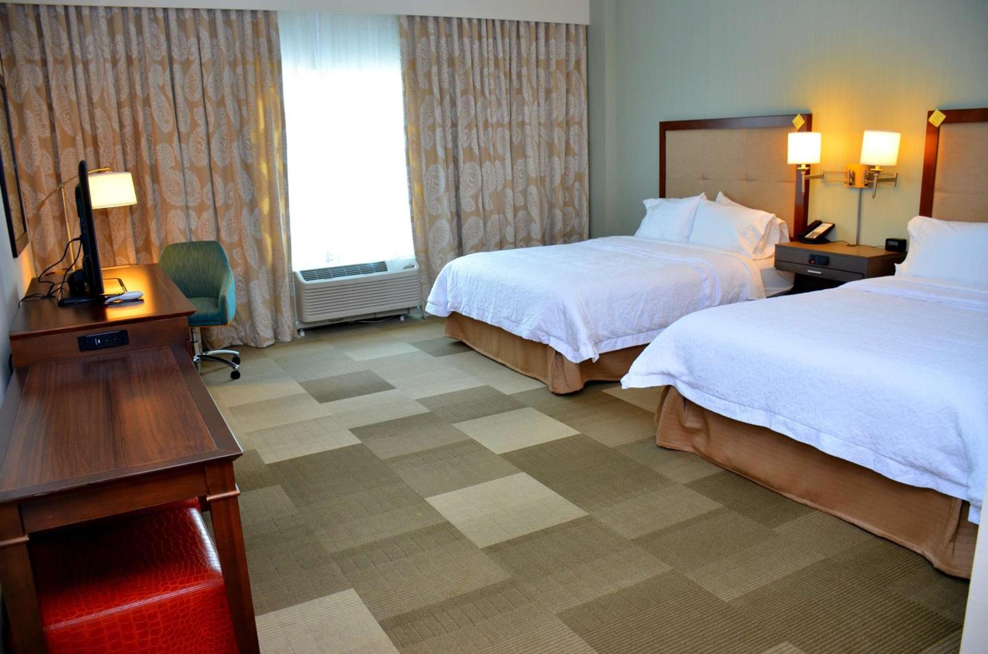 Hampton Inn & Suites - Де-Ленд Екстер'єр фото